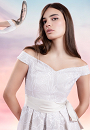 Lace dress with a heart-shaped neckline