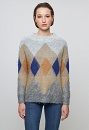 Knitted sweater with diamonds